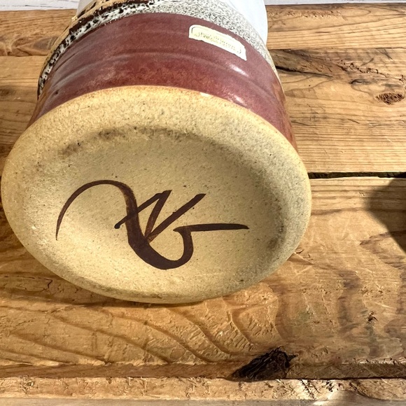 Garlic keeper Don Drumm pottery - Picture 7 of 8